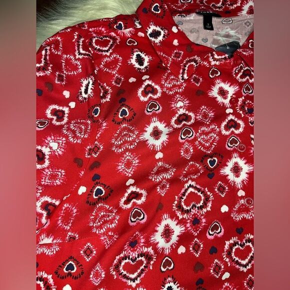 Torrid Red Paisley heart w/Pocket button down blouse sz 2X - Picture 5 of 11